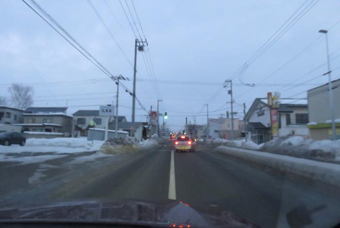 webnews今朝の北見/とん田通り、南大通り交差点から国道39号方向