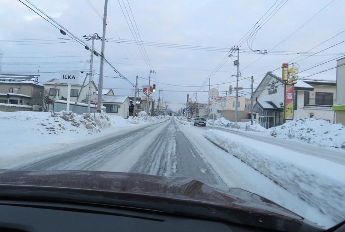 webnews今朝の北見/とん田通り、南大通り交差点から国道39号方向