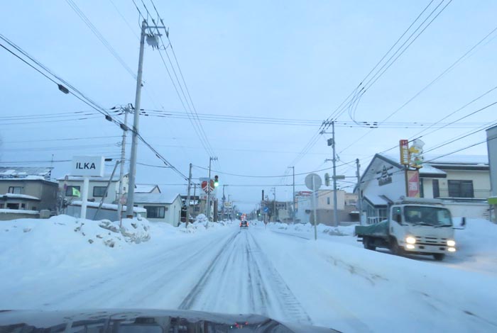 webnews今朝の北見/とん田通り、南大通り交差点から国道39号方向