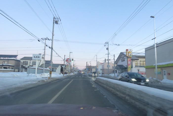 webnews今朝の北見/とん田通り、南大通り交差点から国道39号方向