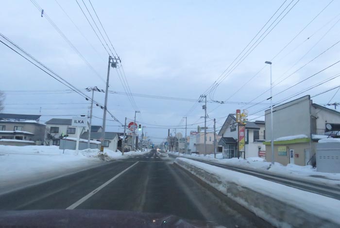 webnews今朝の北見/とん田通り、南大通り交差点から国道39号方向