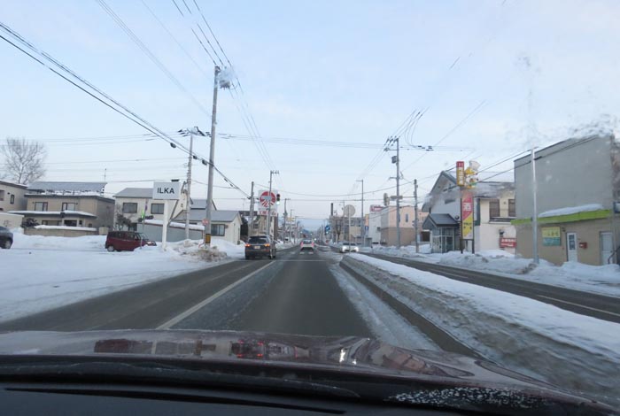 webnews今朝の北見/とん田通り、南大通り交差点から国道39号方向