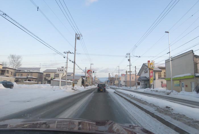 webnews今朝の北見/とん田通り、南大通り交差点から国道39号方向