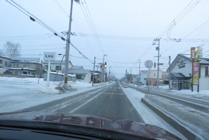 webnews今朝の北見/とん田通り、南大通り交差点から国道39号方向