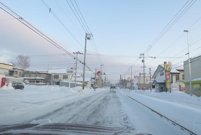 webnews今朝の北見/とん田通り、南大通り交差点から国道39号方向