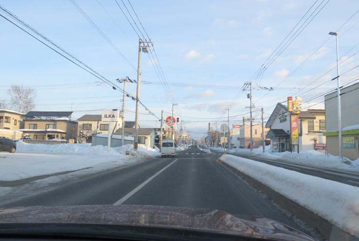 webnews今朝の北見/とん田通り、南大通り交差点から国道39号方向