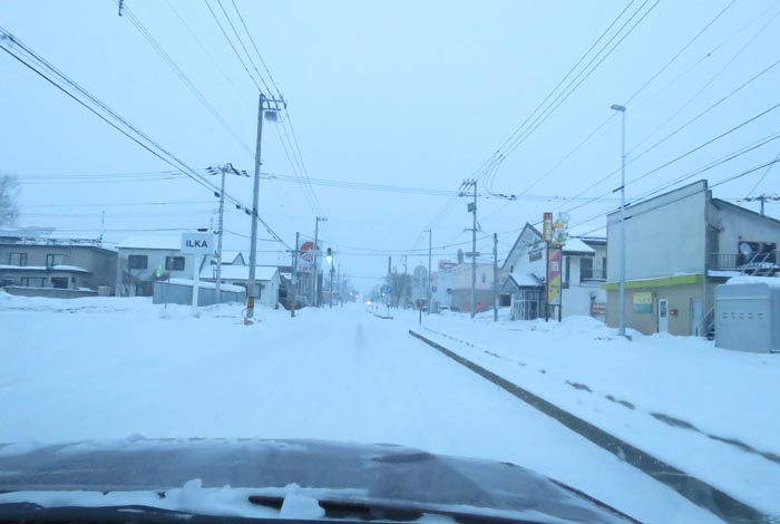 webnews今朝の北見/とん田通り、南大通り交差点から国道39号方向