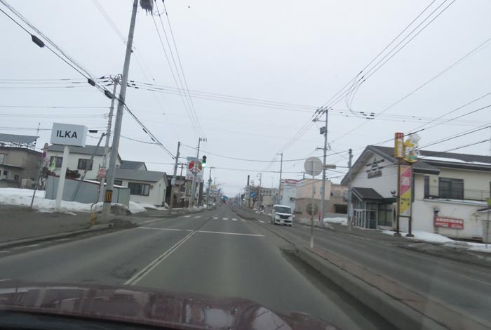 webnews今朝の北見/とん田通り、南大通り交差点から国道39号方向