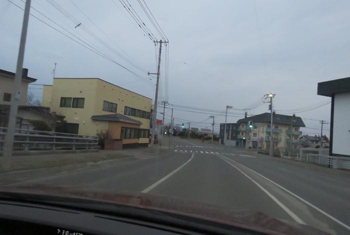 webnews今朝の北見/無加川橋を渡り南大通り交差点方向