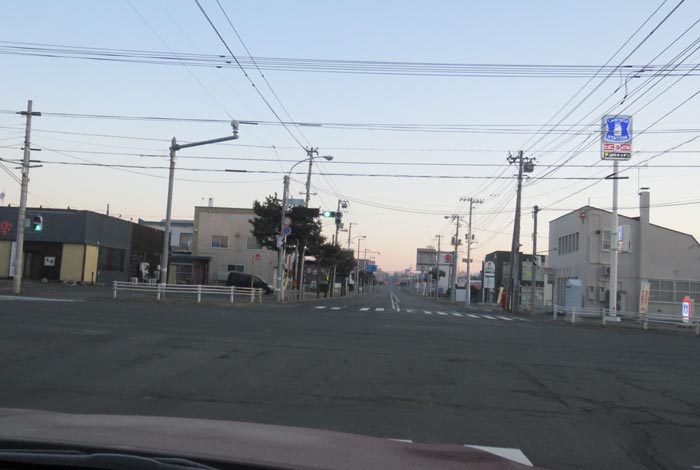 webnews今朝の北見/交差点から奥は常呂方面
