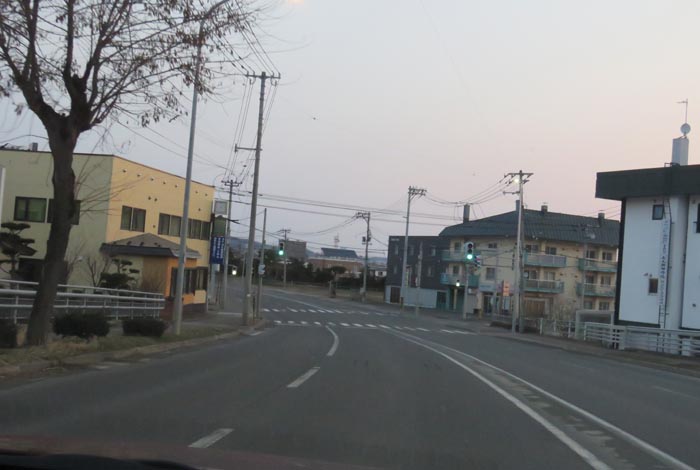 webnews今朝の北見/無加川橋を渡り南大通り交差点方向