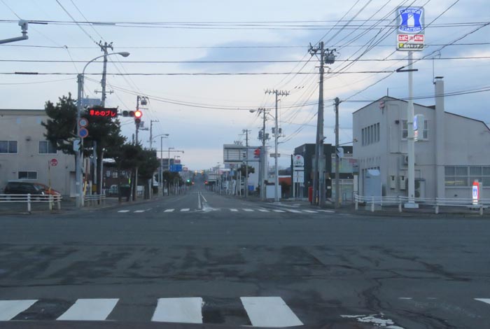 webnews今朝の北見/交差点から奥は常呂方面