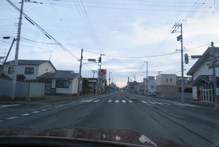 webnews今朝の北見/とん田通り、南大通り交差点から国道39号方向