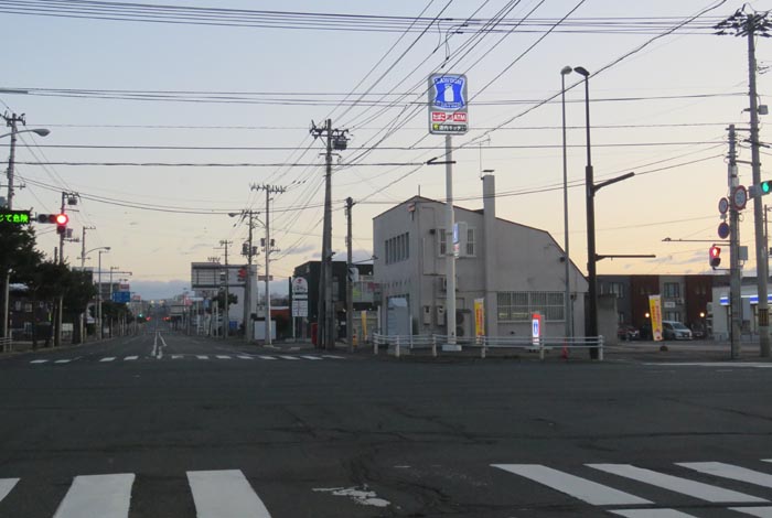 webnews今朝の北見/交差点から奥は常呂方面
