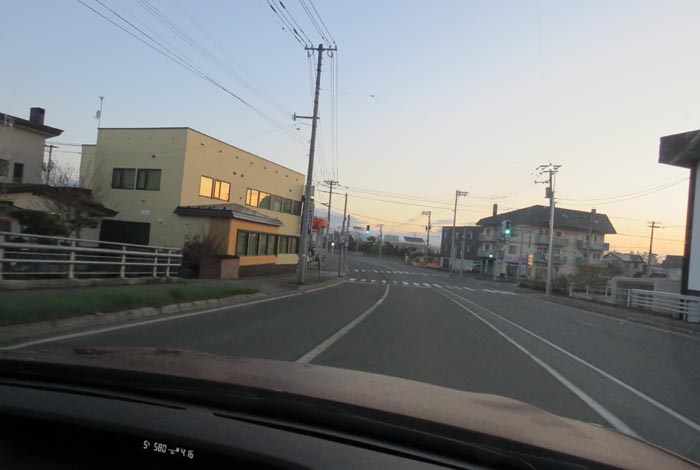 webnews今朝の北見/無加川橋を渡り南大通り交差点方向