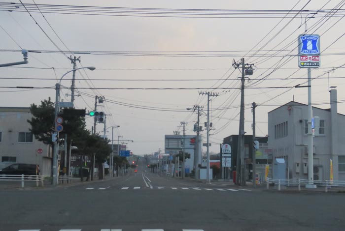 webnews今朝の北見/交差点から奥は常呂方面