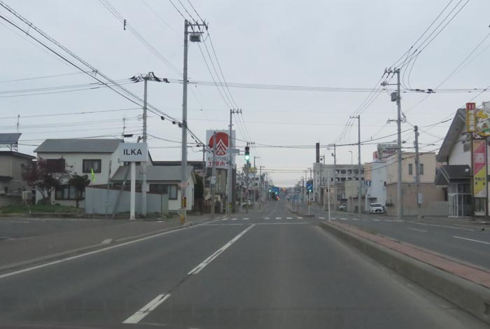 webnews今朝の北見/とん田通り、南大通り交差点から国道39号方向