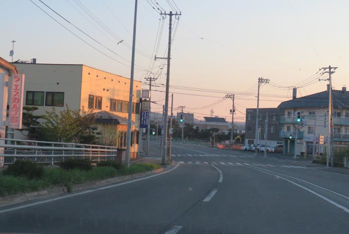 webnews今朝の北見/無加川橋を渡り南大通り交差点方向