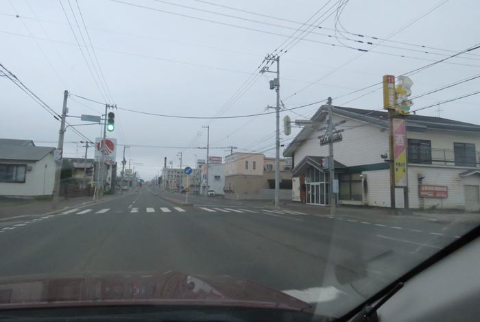 webnews今朝の北見/とん田通り、南大通り交差点から国道39号方向