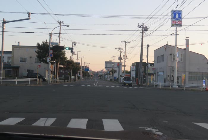 webnews今朝の北見/交差点から奥は常呂方面