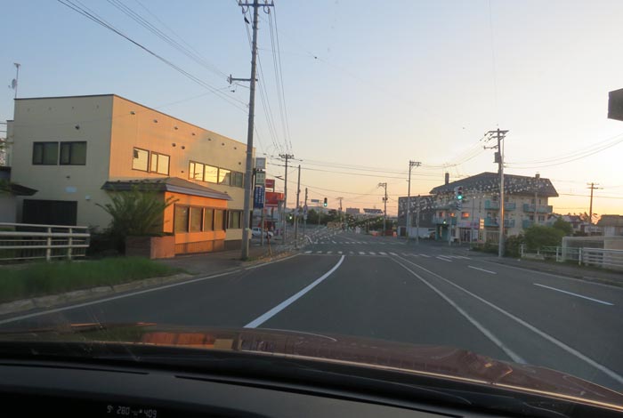 webnews今朝の北見/無加川橋を渡り南大通り交差点方向