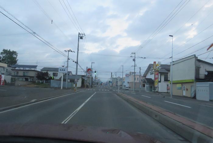 webnews今朝の北見/とん田通り、南大通り交差点から国道39号方向