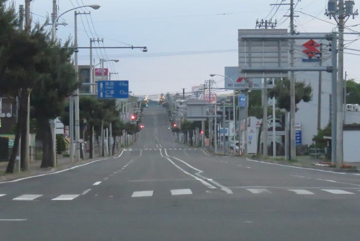 webnews今朝の北見/交差点から奥は常呂方面