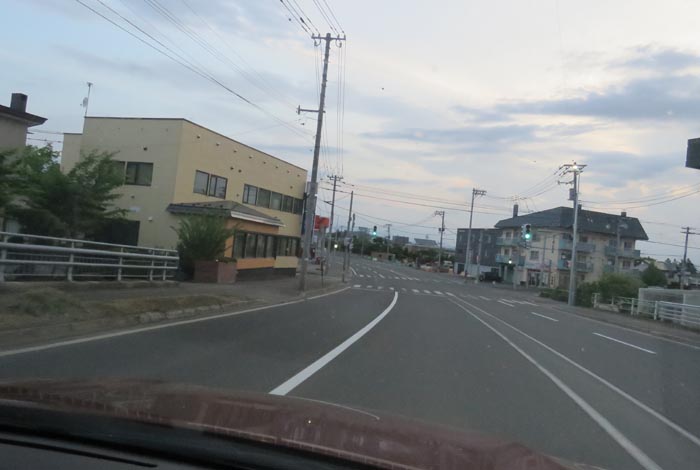 webnews今朝の北見/無加川橋を渡り南大通り交差点方向