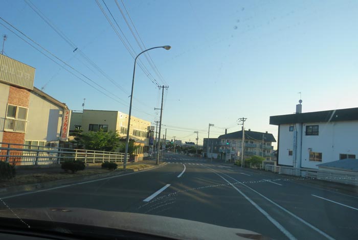 webnews今朝の北見/無加川橋を渡り南大通り交差点方向