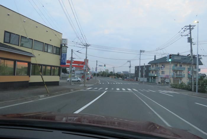 webnews今朝の北見/無加川橋を渡り南大通り交差点方向