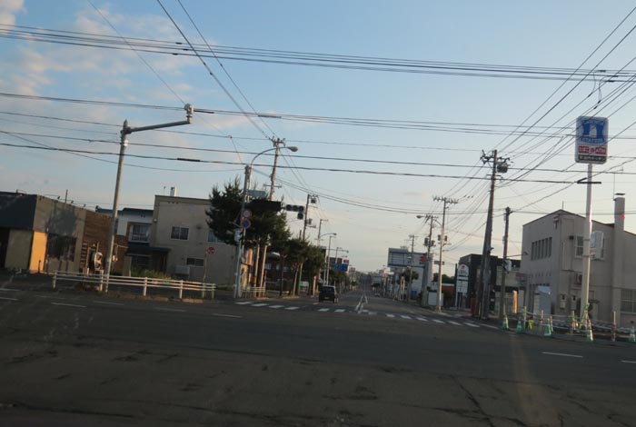 webnews今朝の北見/交差点から奥は常呂方面