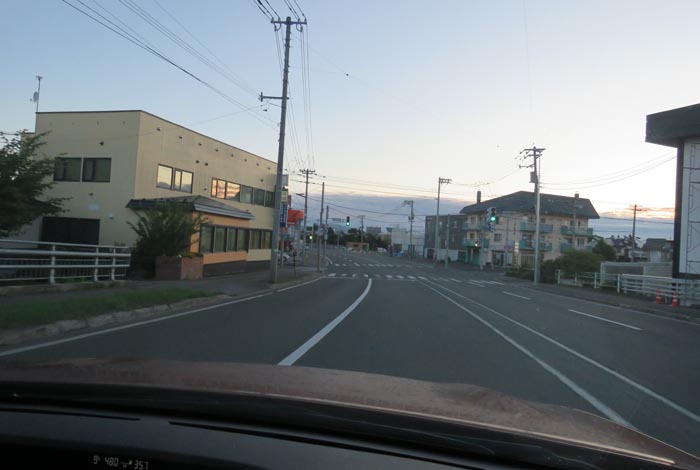 webnews今朝の北見/無加川橋を渡り南大通り交差点方向