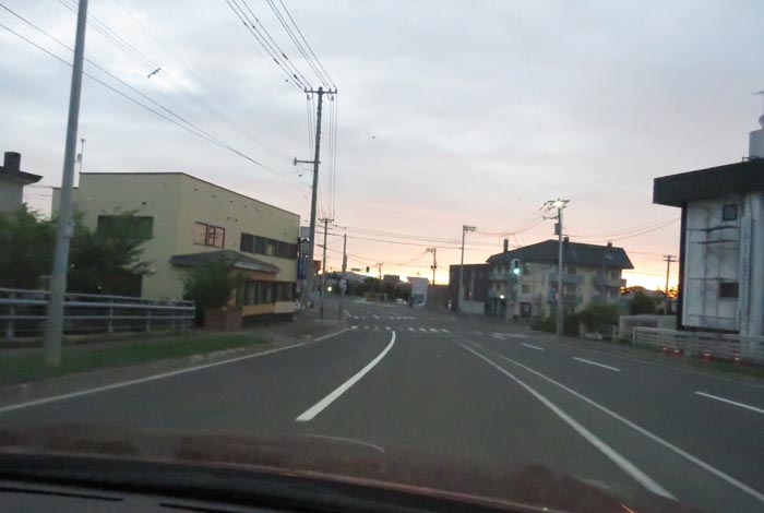 webnews今朝の北見/無加川橋を渡り南大通り交差点方向