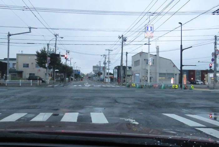 webnews今朝の北見/交差点から奥は常呂方面