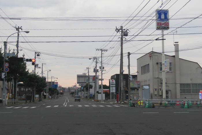 webnews今朝の北見/交差点から奥は常呂方面