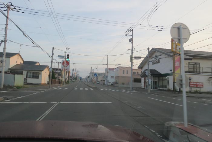 webnews今朝の北見/とん田通り、南大通り交差点から国道39号方向
