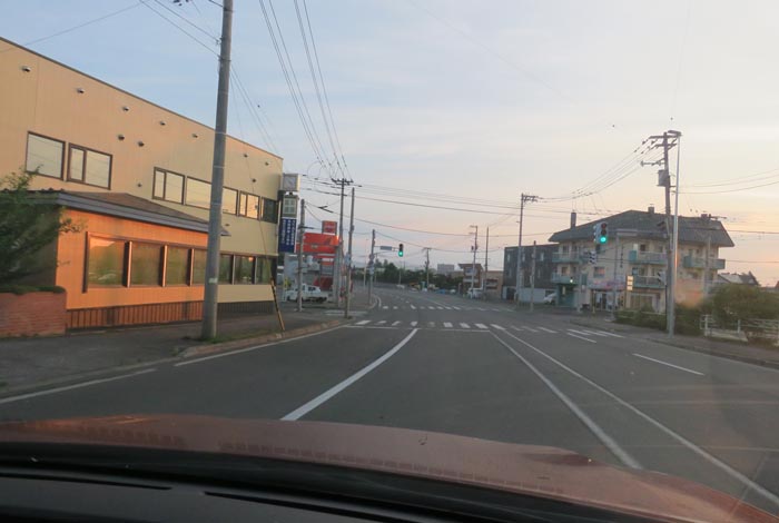 webnews今朝の北見/無加川橋を渡り南大通り交差点方向