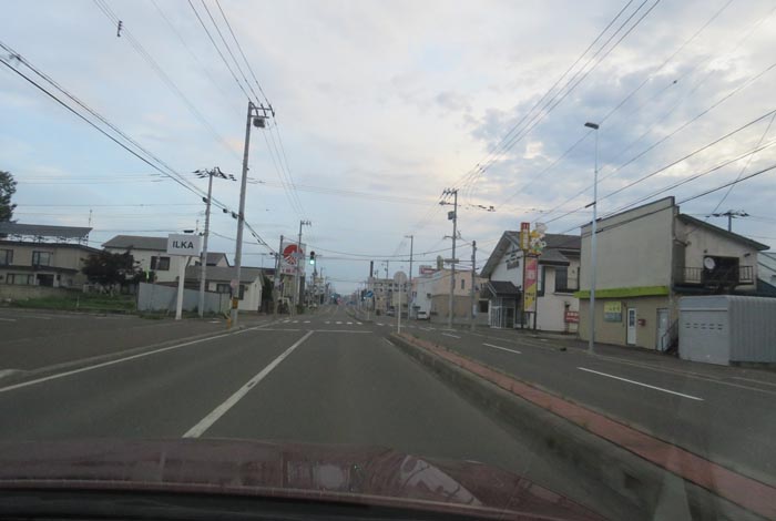 webnews今朝の北見/とん田通り、南大通り交差点から国道39号方向