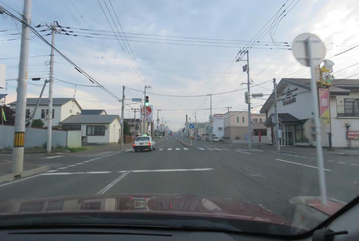 webnews今朝の北見/とん田通り、南大通り交差点から国道39号方向