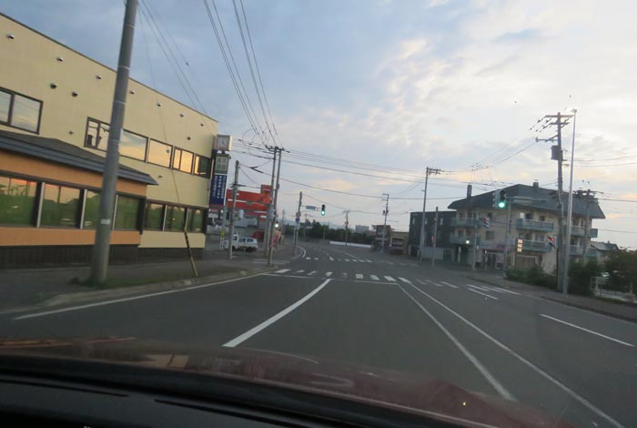 webnews今朝の北見/無加川橋を渡り南大通り交差点方向