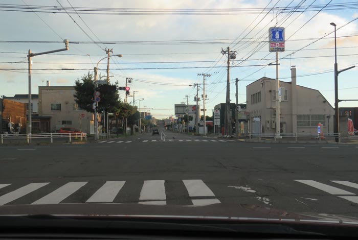 webnews今朝の北見/交差点から奥は常呂方面