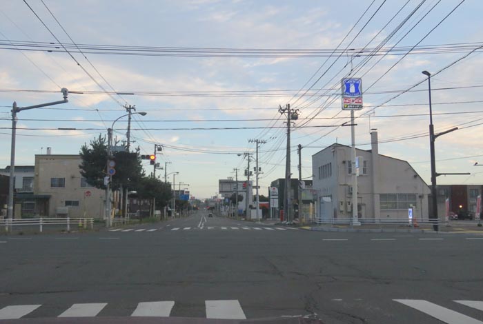 webnews今朝の北見/交差点から奥は常呂方面