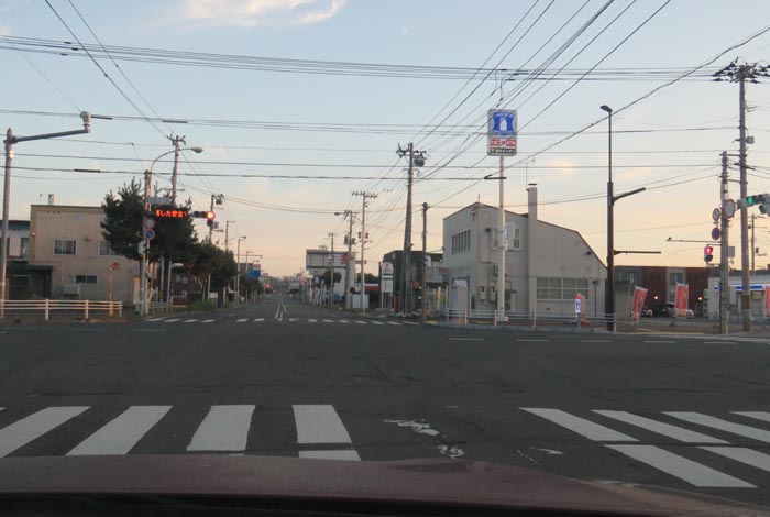webnews今朝の北見/交差点から奥は常呂方面