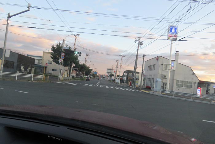webnews今朝の北見/交差点から奥は常呂方面