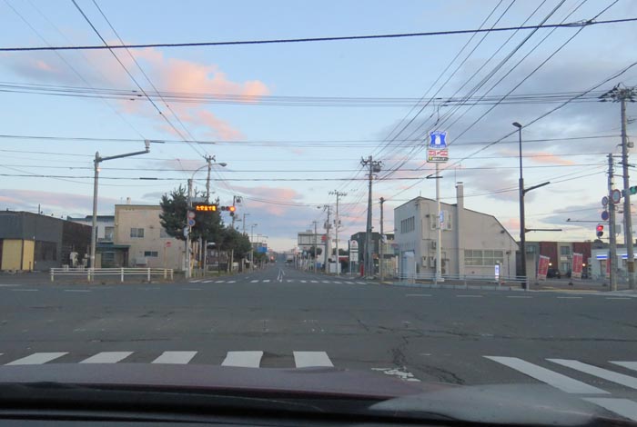 webnews今朝の北見/交差点から奥は常呂方面