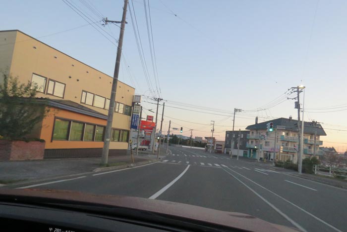 webnews今朝の北見/無加川橋を渡り南大通り交差点方向