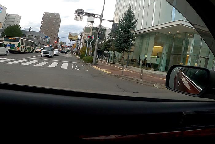 webnews今朝の北見/駅前交差点から左は中央通り側