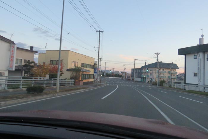webnews今朝の北見/無加川橋を渡り南大通り交差点方向