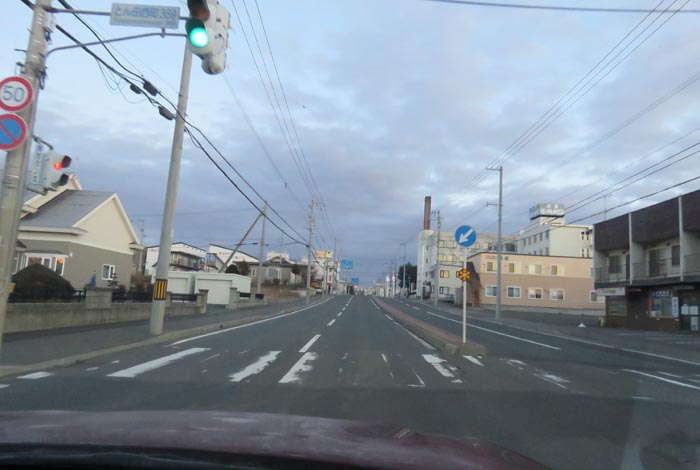 webnews今朝の北見/とん田通り、南大通り交差点から国道39号方向