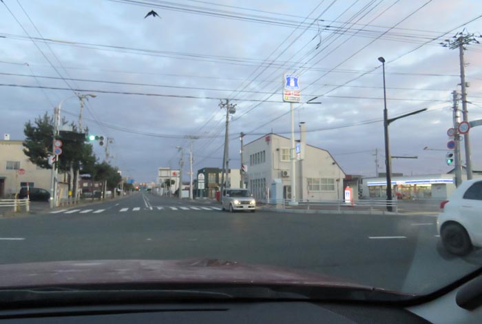 webnews今朝の北見/交差点から奥は常呂方面